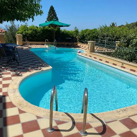 Old Olive House * Kourouklata