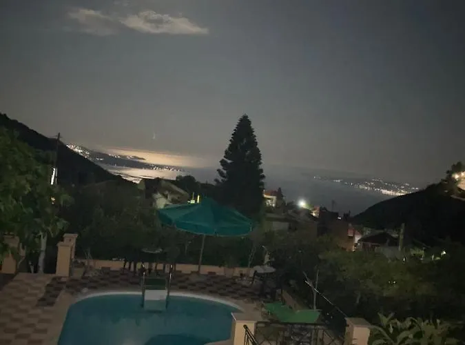 Old Olive House Willa *