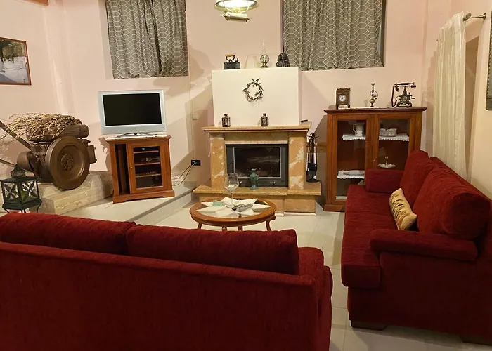 Old Olive House * Kourouklata