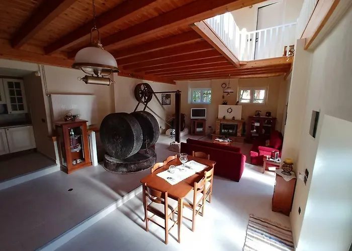 Old Olive House Willa *