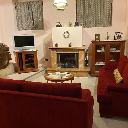 Old Olive House * Kourouklata